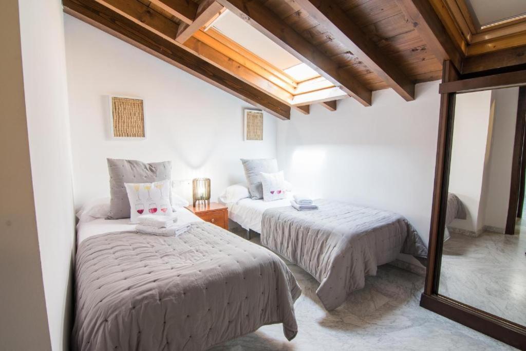 Tuguest Atico Gracia Apartment Granada Exterior photo